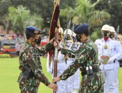Pimpin Upacara Penyerahan Dwaja Satbrimob, Kapolda Jateng: Ciptakan Terobosan Kreatif dalam Kesiapsiagaan Pasukan