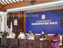 Ganjar Sebut PPKM Kurang Efektif, Jateng Akan Terapkan Dua Hari Dirumah