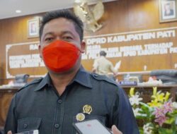 Dewan Minta Pemkab Pati Tambah Nakes untuk Tangani Covid-19