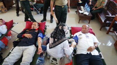 Pj Bupati Ikut Donor Darah Dalam Kegiatan HUT IARM