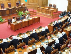 Belajar Tupoksi Dewan, Puluhan Siswa Madrasah Aliyah Winong Kunjungi Kantor DPRD Pati